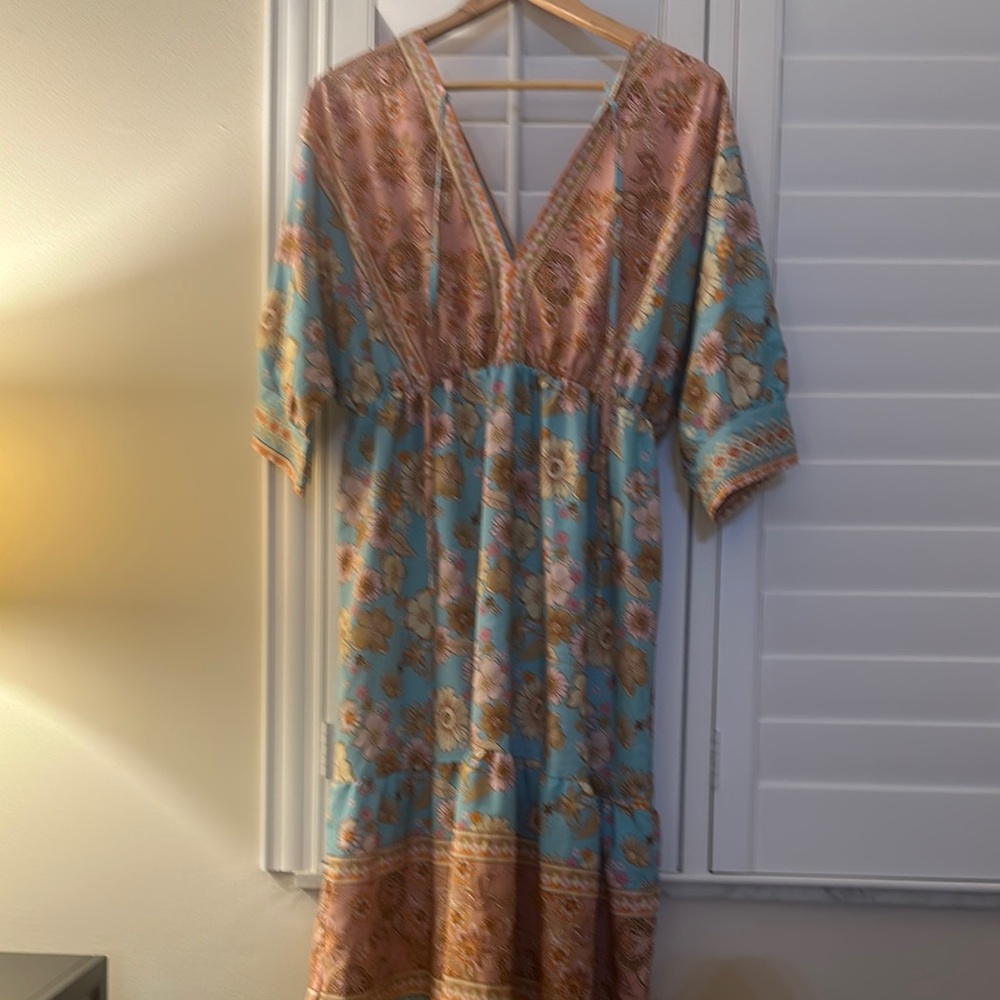 Floral V-Neck Dress in Blue and Brown